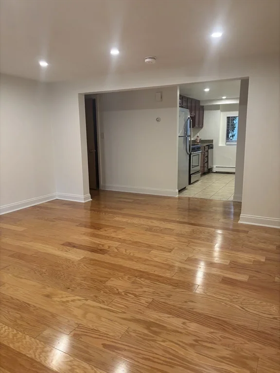 2 bed, 1 bath apartment for rent at 146 Willow St Unit 5, Waltham — photo 4 of 13