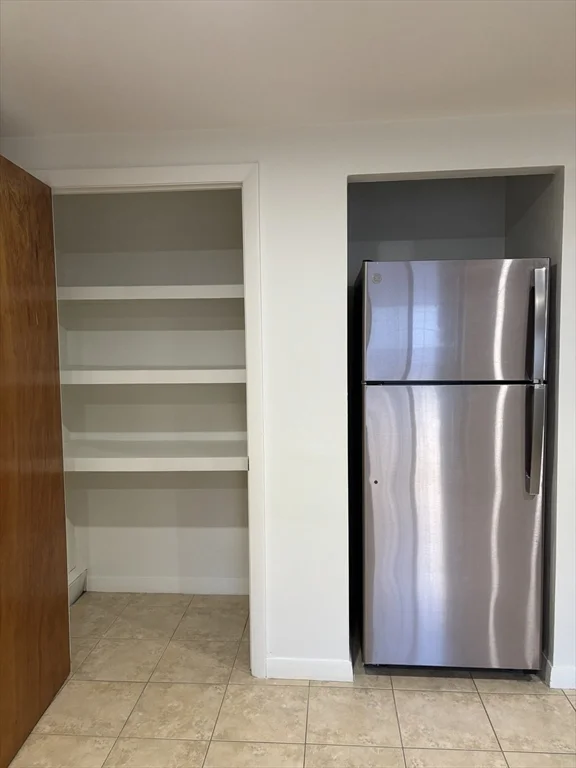 1 bed, 1 bath apartment for rent at 146 Willow Unit 4, Waltham — photo 8 of 13
