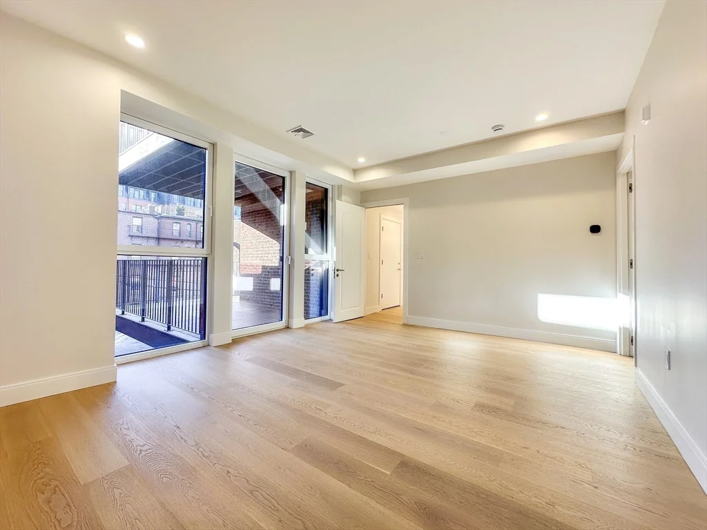 3 bed, 3 bath apartment for rent at 146 Worcester St Unit 3, South End — photo 13 of 20