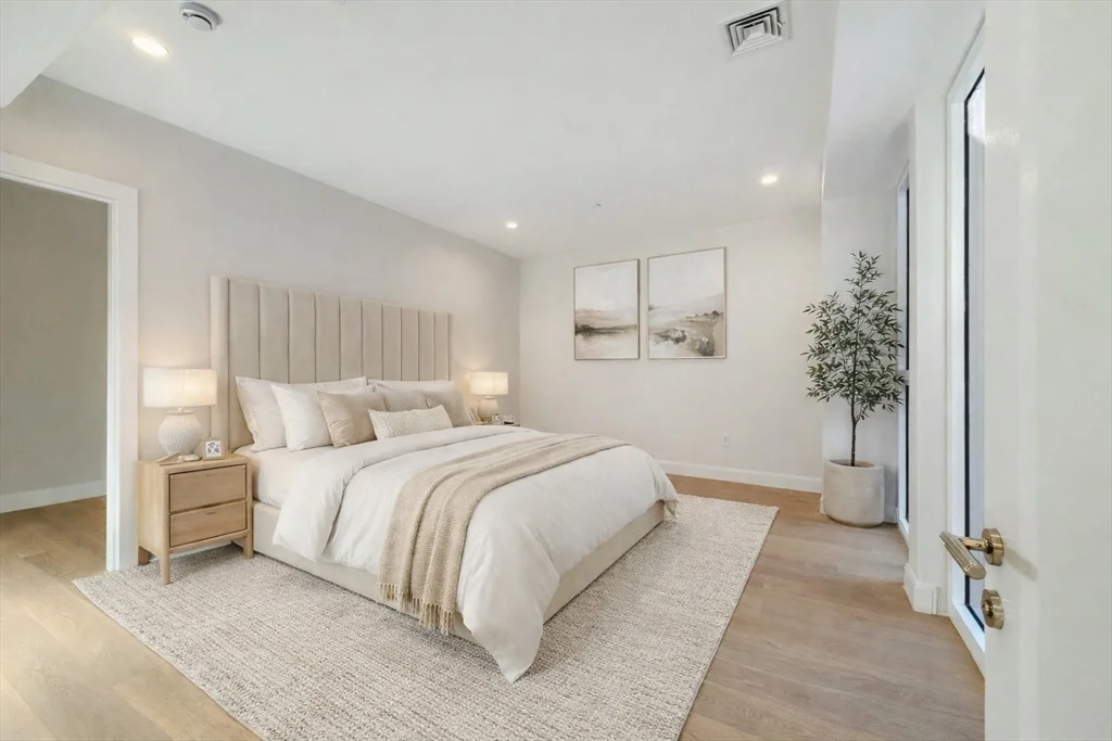 3 bed, 3 bath apartment for rent at 146 Worcester St Unit 3, South End — photo 12 of 20