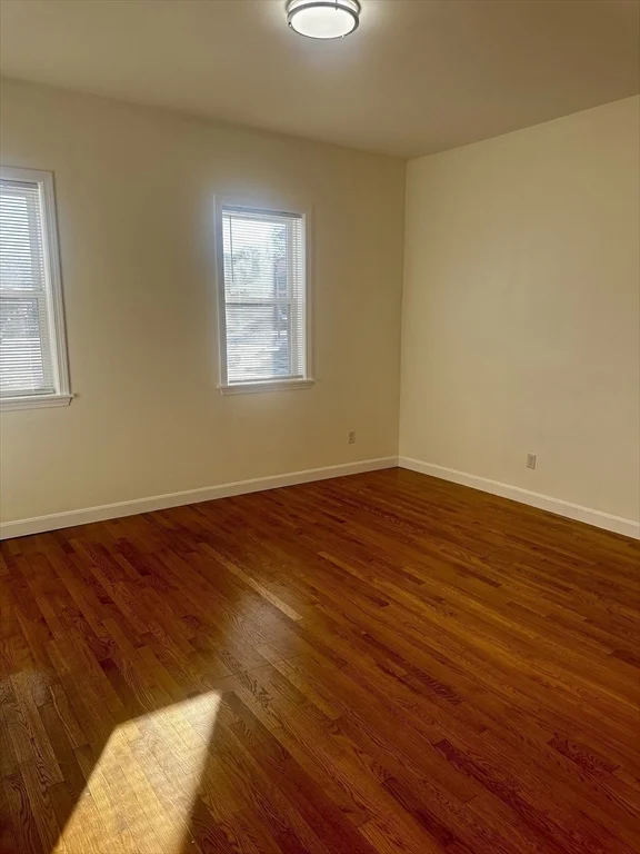 3 bed, 2 bath apartment for rent at 1461 Hyde Park Ave Unit 1, Hyde Park — photo 5 of 17