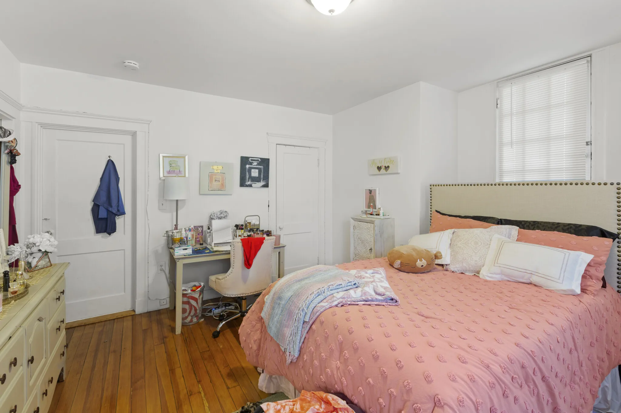 3 bed, 2 bath apartment for rent at 1462 Commonwealth Ave Unit 2, Brighton — photo 10 of 24