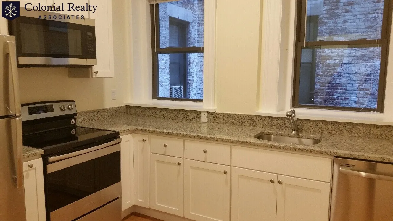 2 bed, 1 bath apartment for rent at 1463 Beacon St Unit 12B, Griggs Park — photo 15 of 21