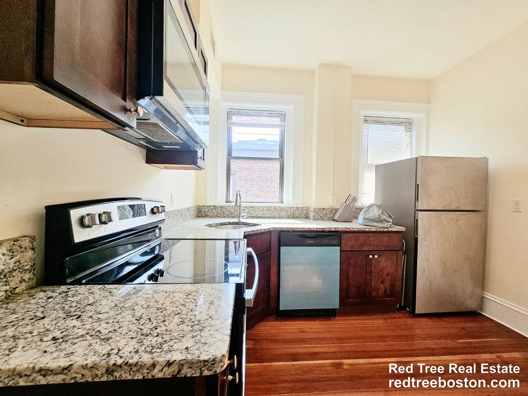 2 bed, 1 bath apartment for rent at 1463 Beacon St Unit 23, Griggs Park