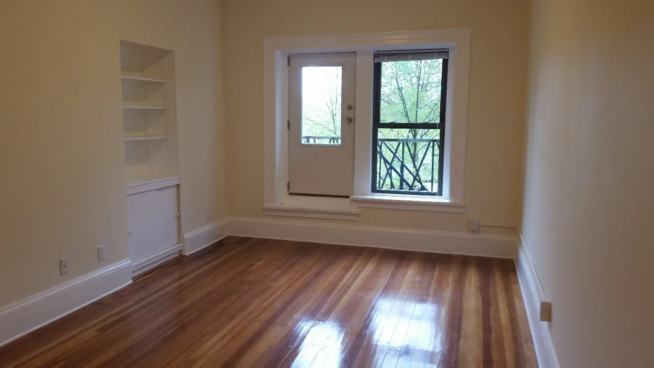 2 bed, 1 bath apartment for rent at 1463 Beacon St Unit 3, Griggs Park — photo 2 of 12