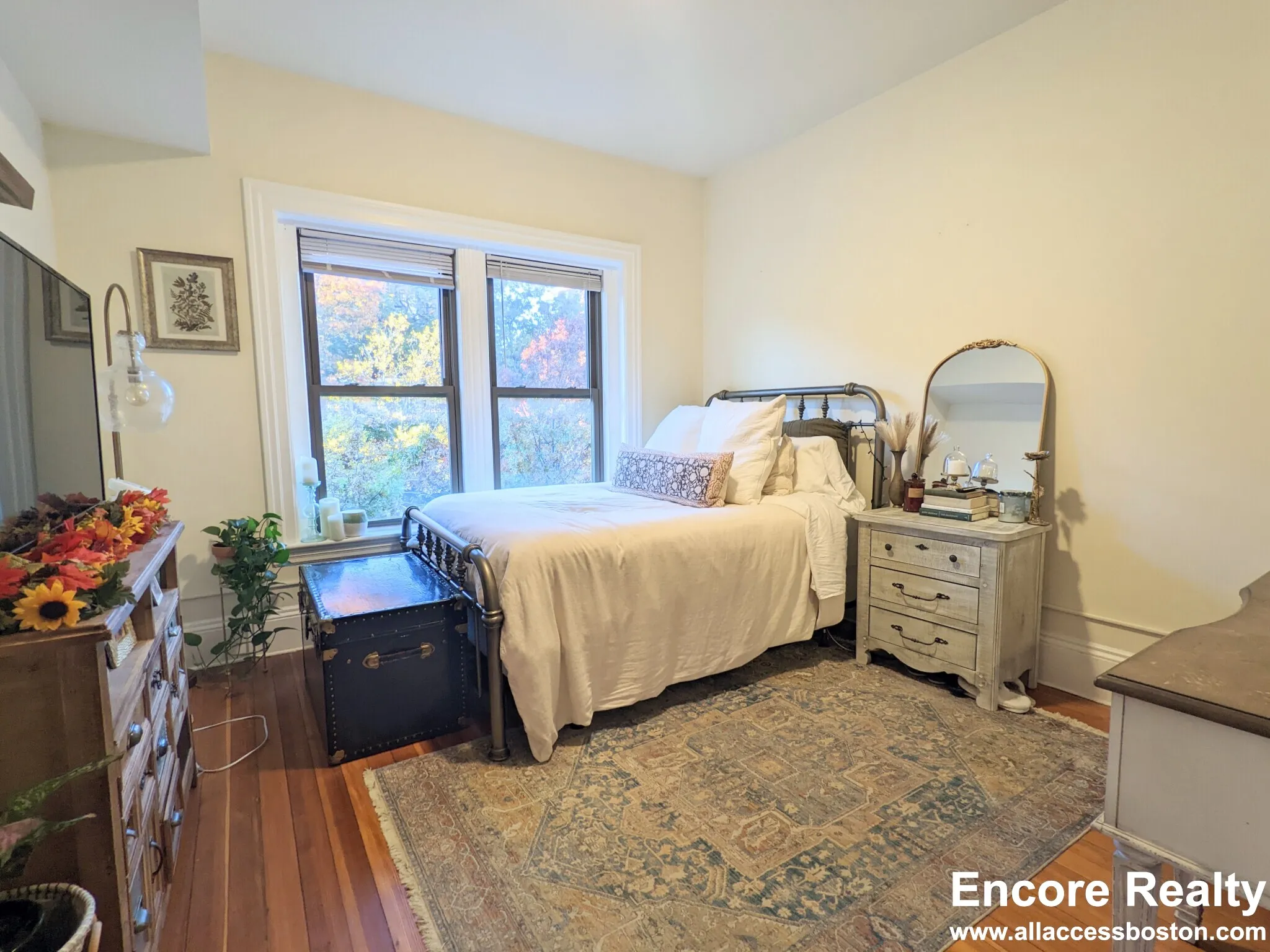 1 bed, 1 bath apartment for rent at 1463 Beacon St Unit 32, Griggs Park — photo 2 of 23