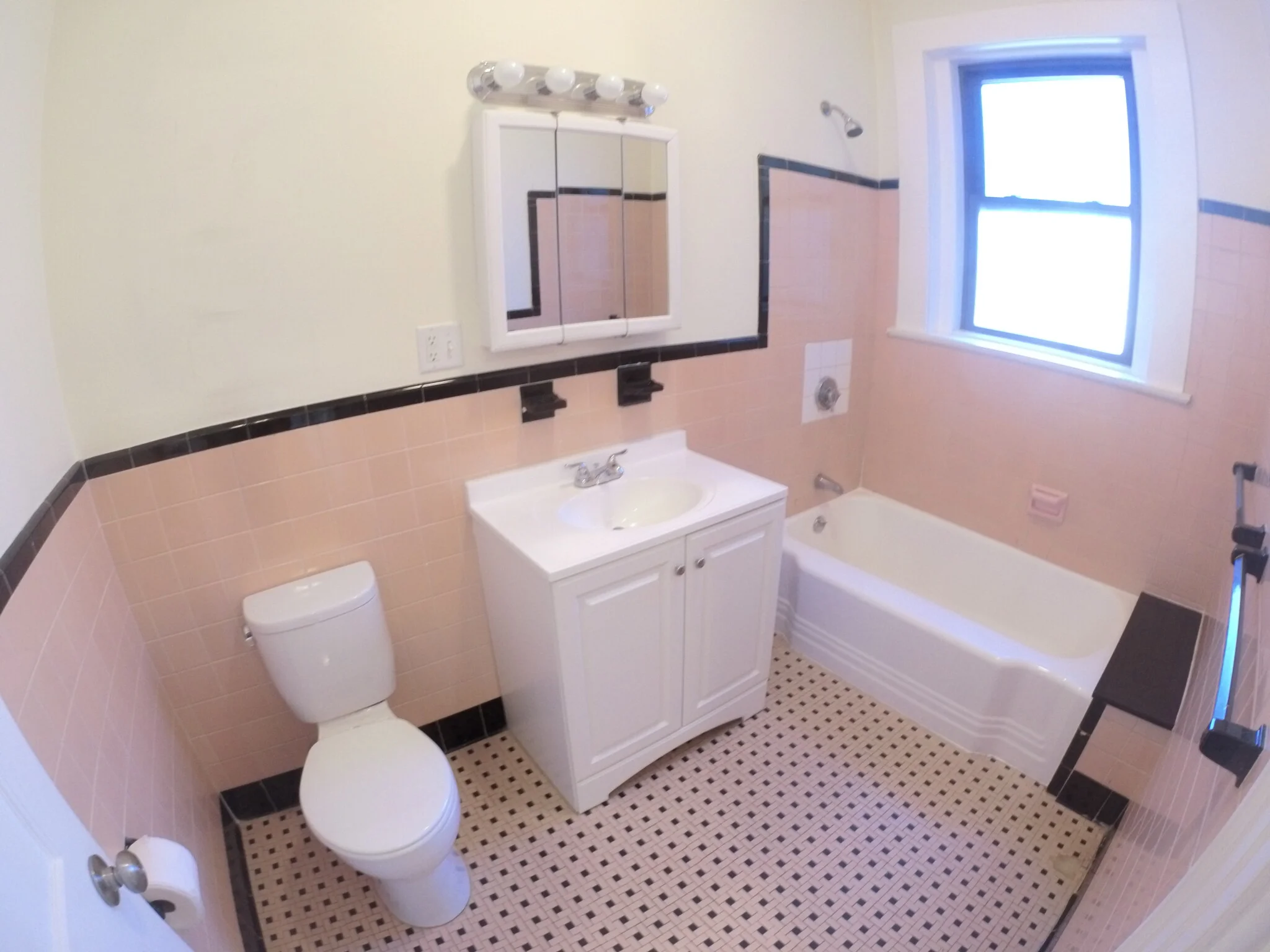 2 bed, 1 bath apartment for rent at 1463 Beacon St Unit 43, Griggs Park — photo 26 of 28