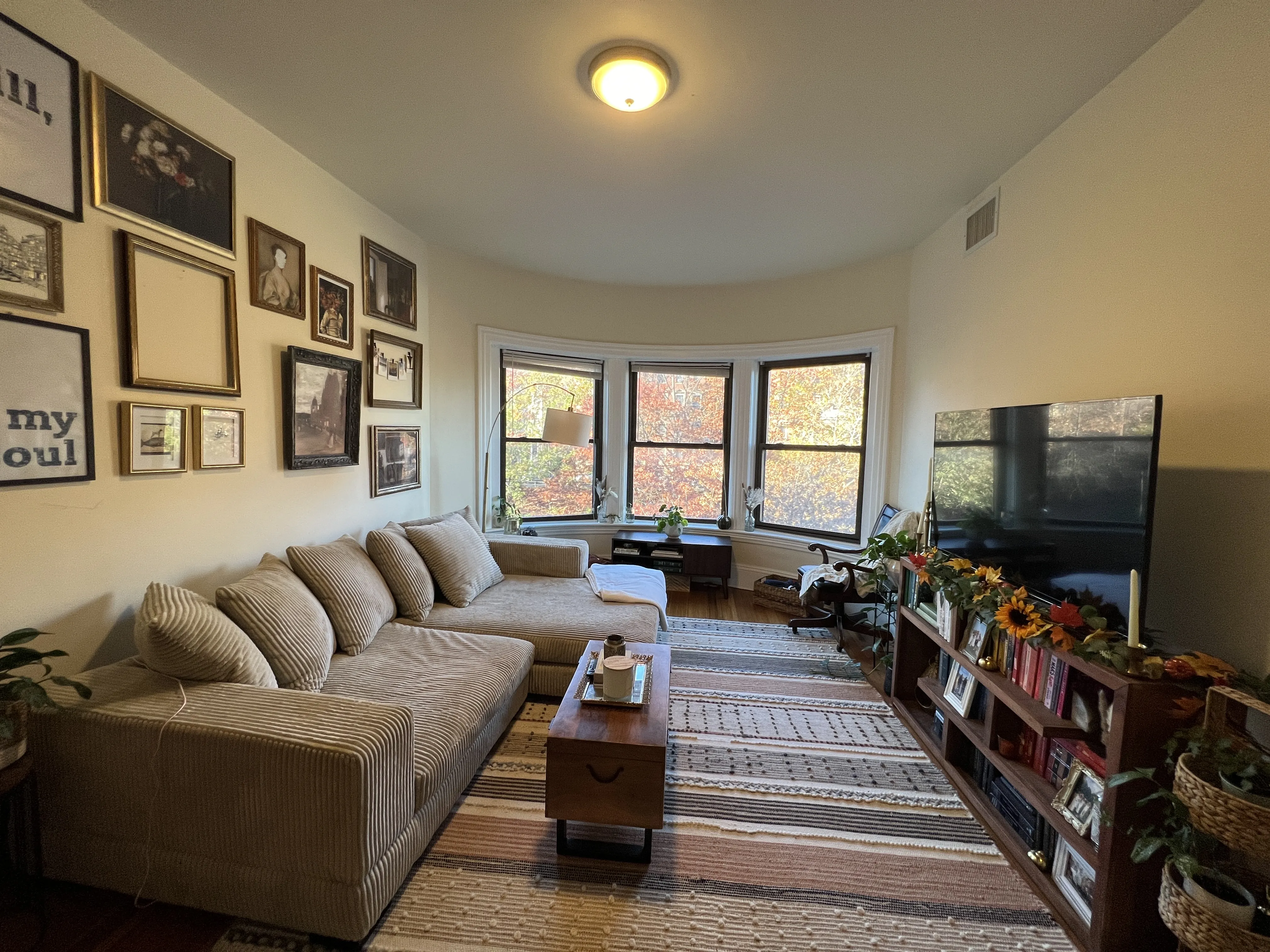 2 bed, 1 bath apartment for rent at 1463 Beacon St Unit 43, Griggs Park — photo 3 of 28