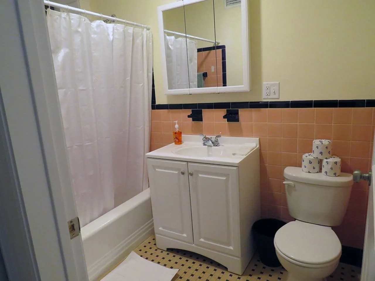 2 bed, 1 bath apartment for rent at 1463 Beacon St Unit 4A, Griggs Park — photo 12 of 13