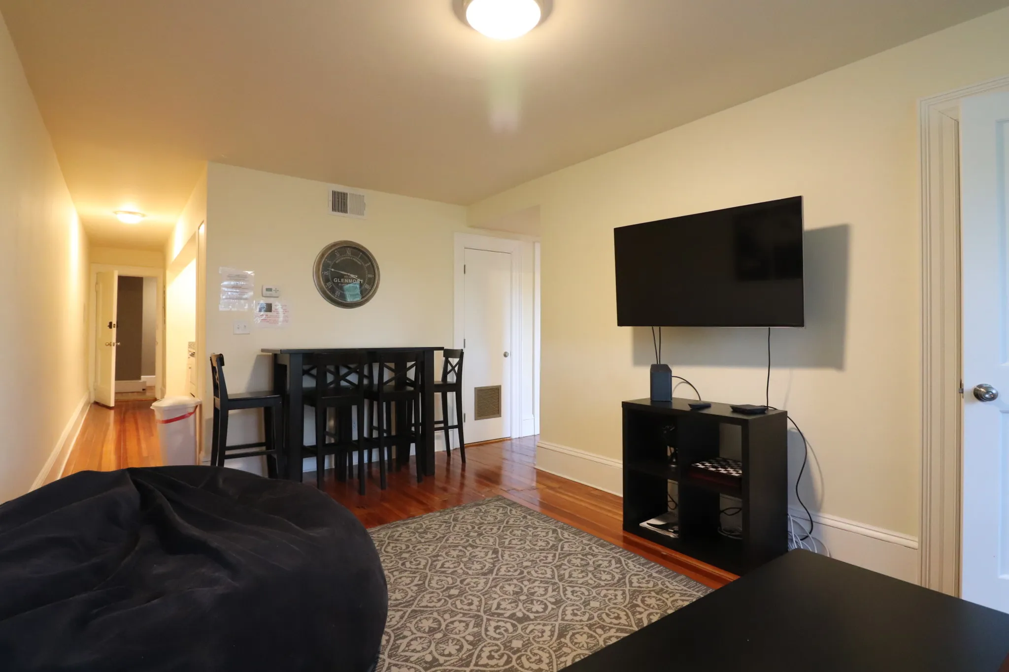 2 bed, 1 bath apartment for rent at 1463 Beacon St Unit 4A, Griggs Park — photo 2 of 13