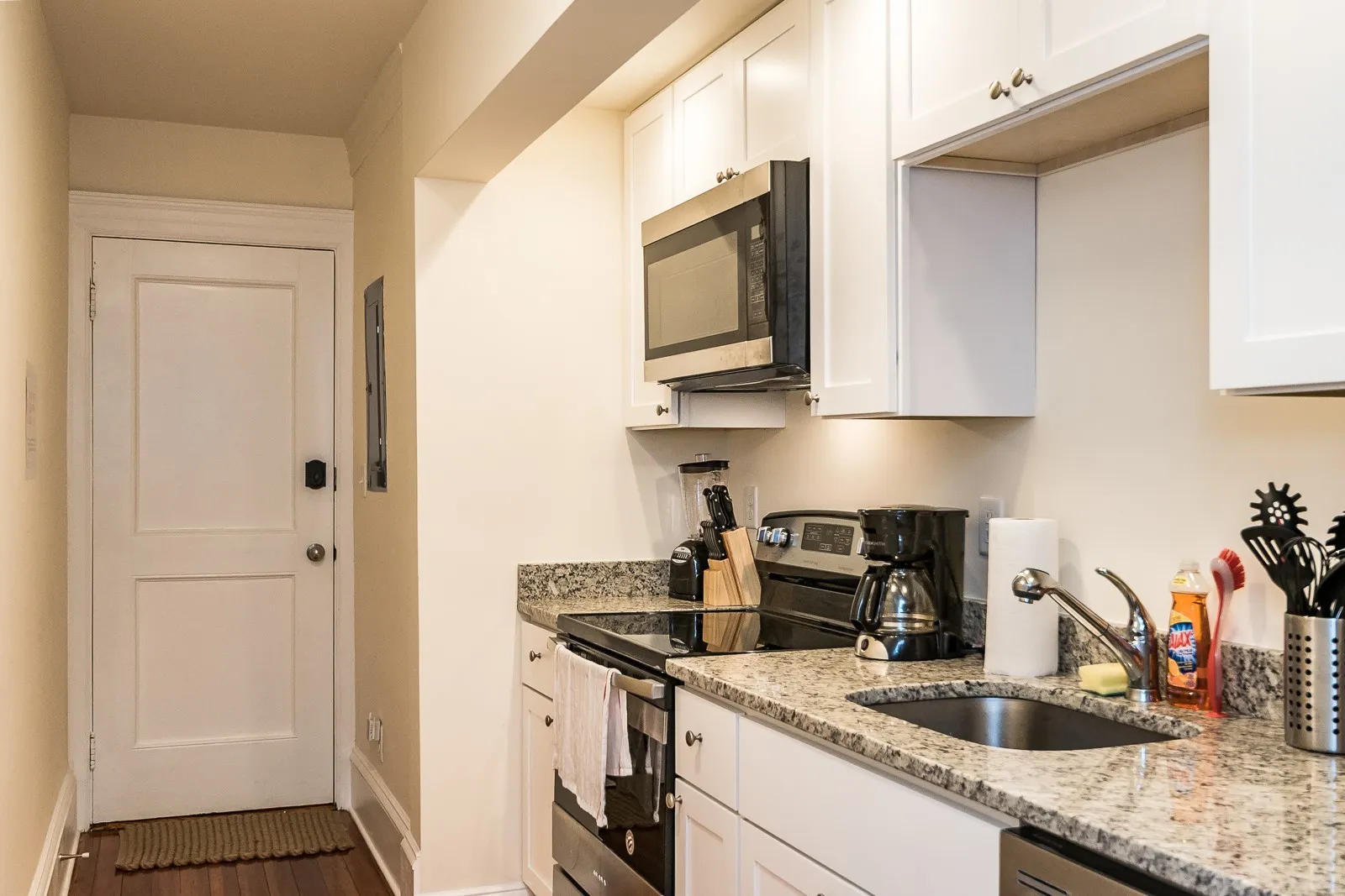 2 bed, 1 bath apartment for rent at 1463 Beacon St Unit 4A, Griggs Park — photo 5 of 13