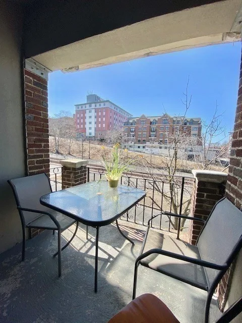 3 bed, 1 bath apartment for rent at 1466 Commonwealth Ave Unit 2, Boston — photo 12 of 12