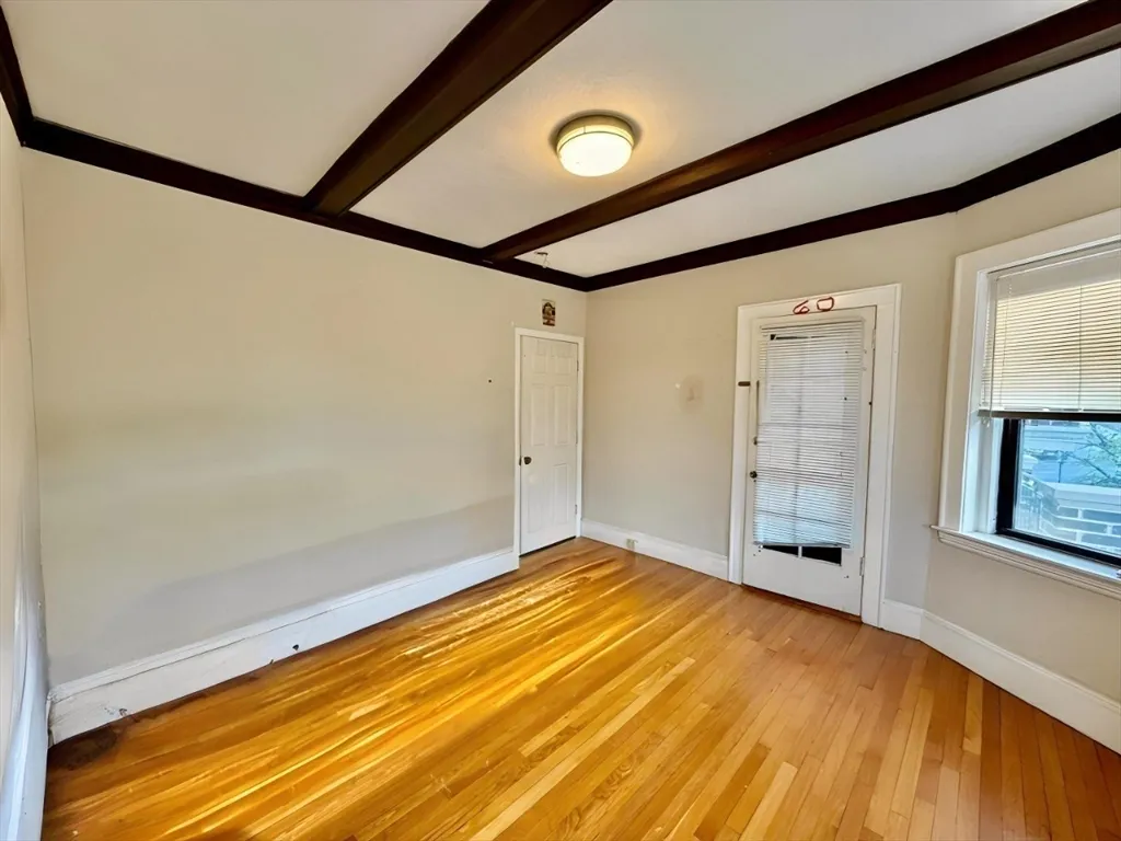 4 bed, 1 bath apartment for rent at 1468 Commonwealth Ave Unit 2, Brighton — photo 8 of 23