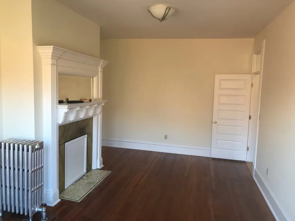 4 bed, 2 bath apartment for rent at 1469 Beacon St Unit 1, Coolidge Corner