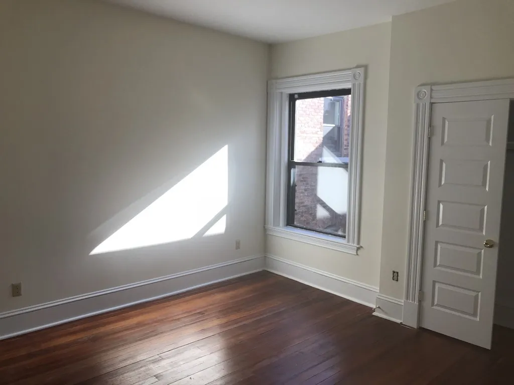 4 bed, 2 bath apartment for rent at 1469 Beacon St Unit 1, Coolidge Corner — photo 9 of 22