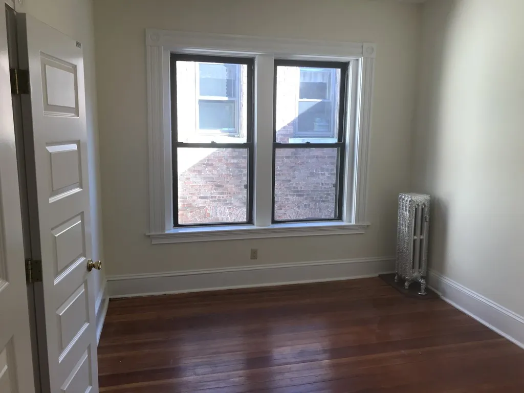 4 bed, 2 bath apartment for rent at 1469 Beacon St Unit 1, Coolidge Corner — photo 12 of 22