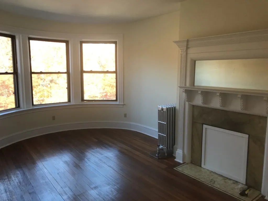 4 bed, 2 bath apartment for rent at 1469 Beacon St Unit 1, Coolidge Corner — photo 5 of 22