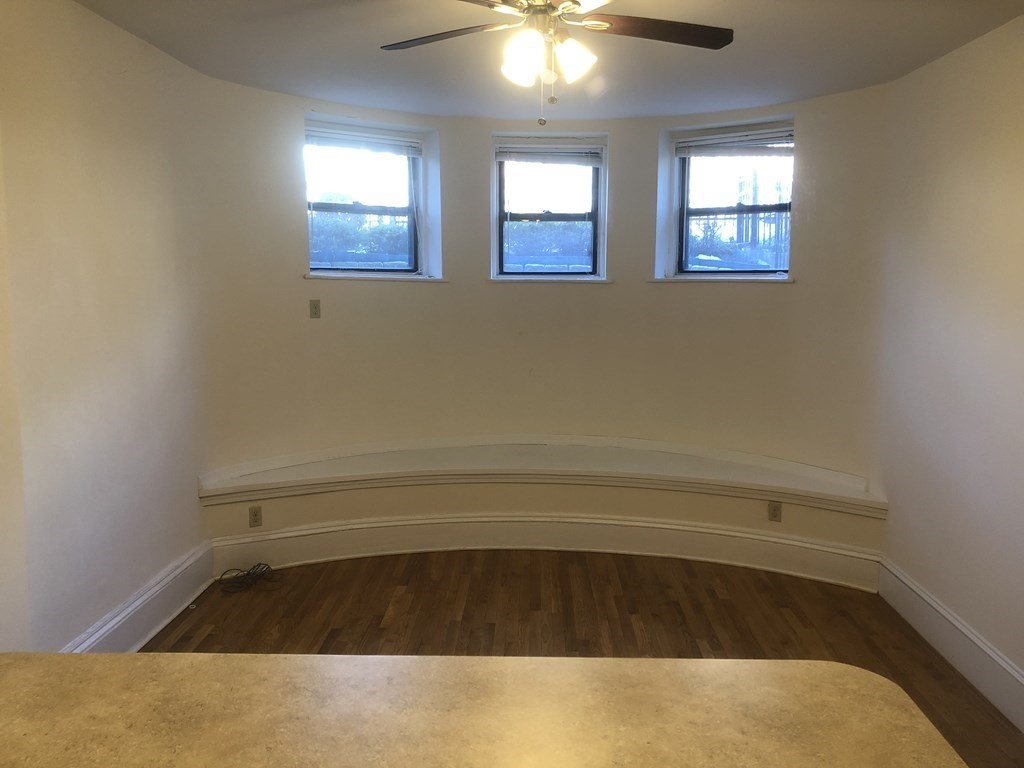 1 bed, 1 bath apartment for rent at 1469 Beacon St Unit 9, Griggs Park — photo 4 of 20