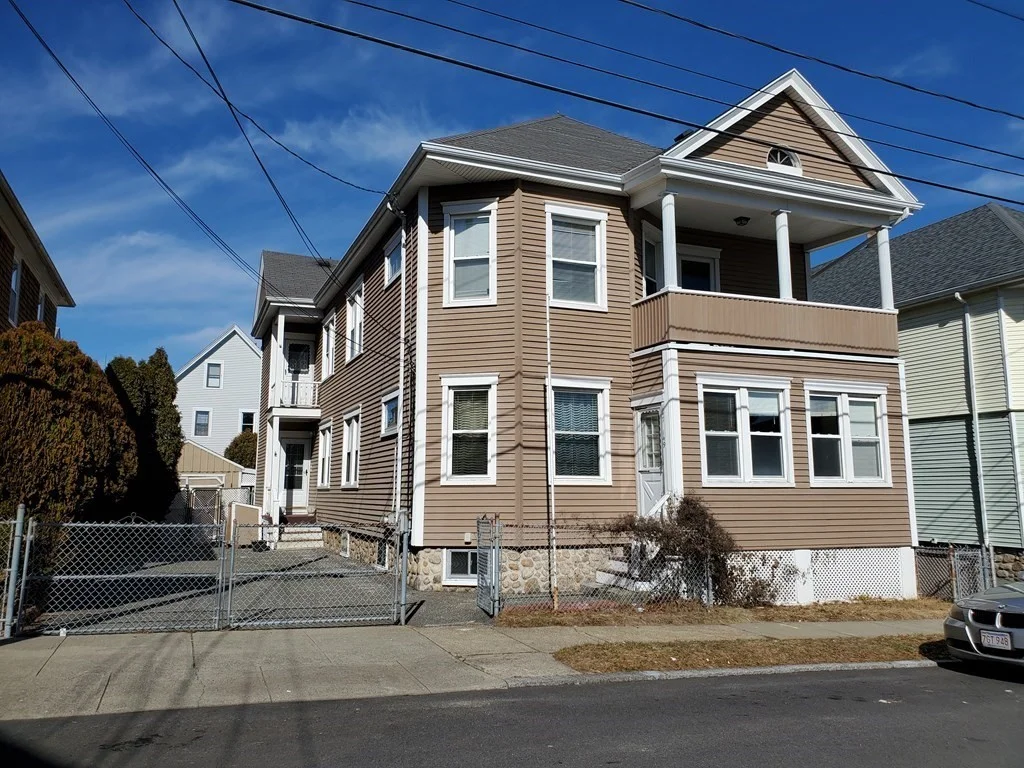 3 bed, 1 bath apartment for rent at 147-149 Clara St , Unit Room 3, New Bedford