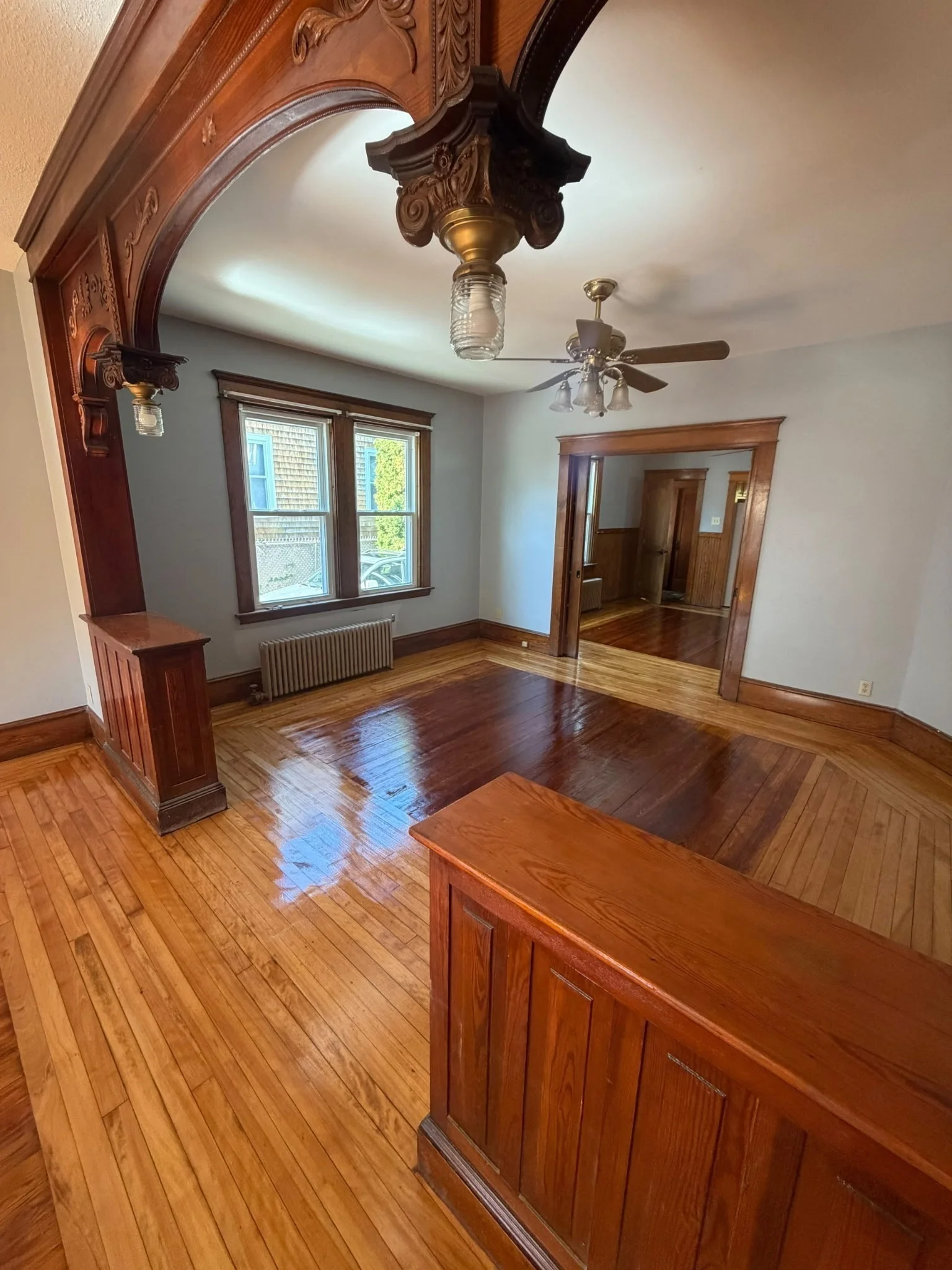 3 bed, 1 bath apartment for rent at 147-149 Clara Unit 1, South — photo 3 of 13