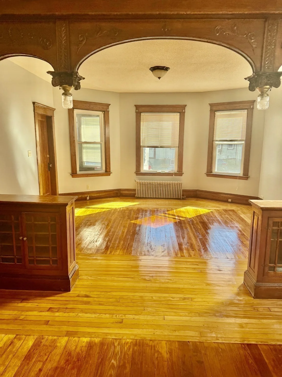 3 bed, 1 bath apartment for rent at 147-149 Clara Unit 1, South — photo 7 of 13