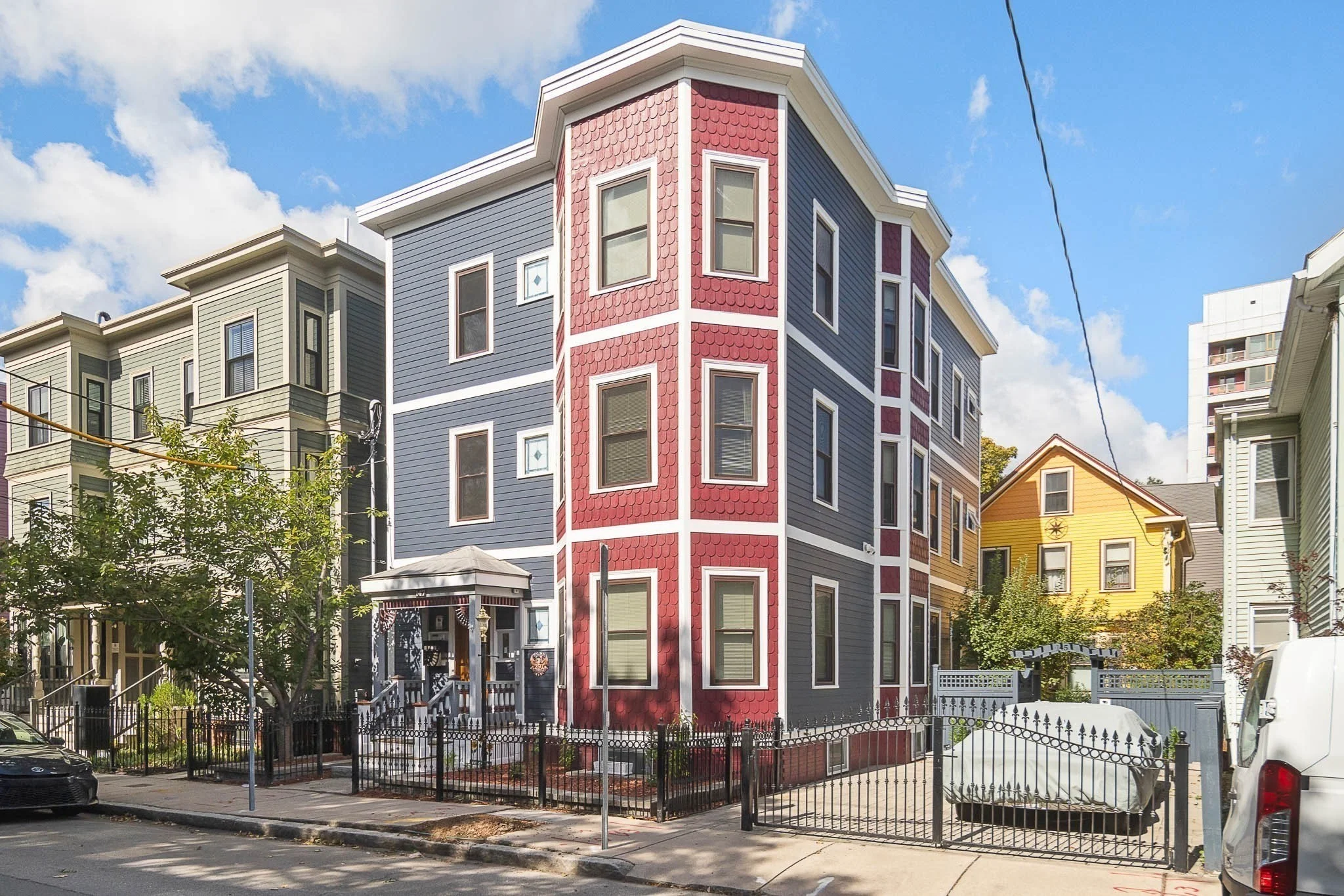 2 bed, 1 bath apartment for rent at 147 Allston Unit 1, Cambridgeport — photo 2 of 26