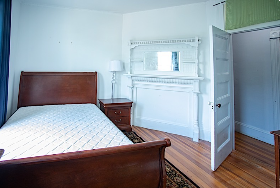 3 bed, 1 bath apartment for rent at 147 Columbia St Unit 2, The Port — photo 7 of 14
