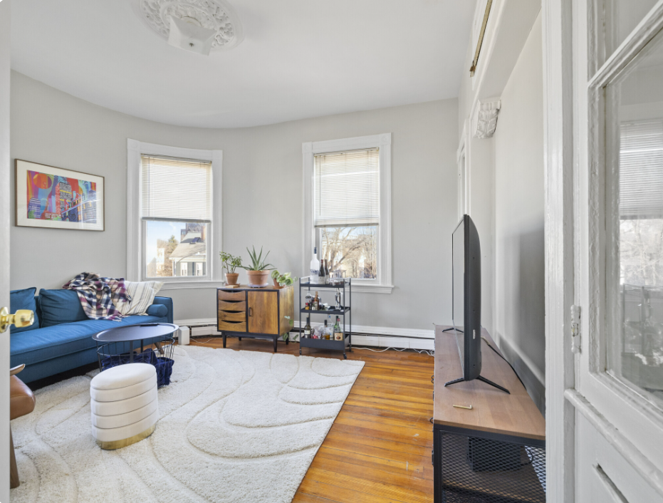 3 bed, 1 bath apartment for rent at 147 Columbia St Unit 2, The Port — photo 5 of 14
