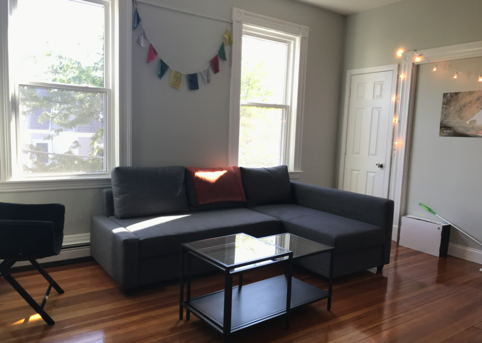 3 bed, 1 bath apartment for rent at 147 Columbia St Unit 2, The Port — photo 6 of 14