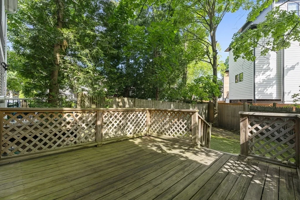 3 bed, 2 bath apartment for rent at 147 Cushing St Unit 2, Strawberry Hill — photo 13 of 20