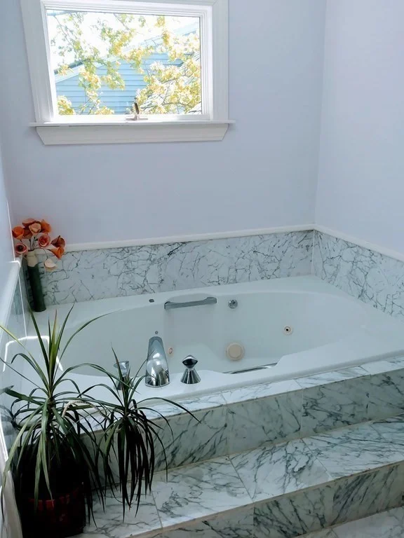 3 bed, 2 bath apartment for rent at 147 Cushing St Unit 2, Strawberry Hill — photo 8 of 20