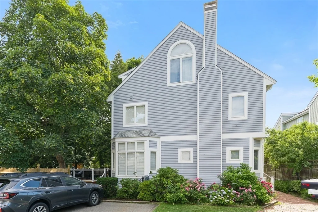 3 bed, 2 bath apartment for rent at 147 Cushing St Unit 2, Strawberry Hill — photo 20 of 20