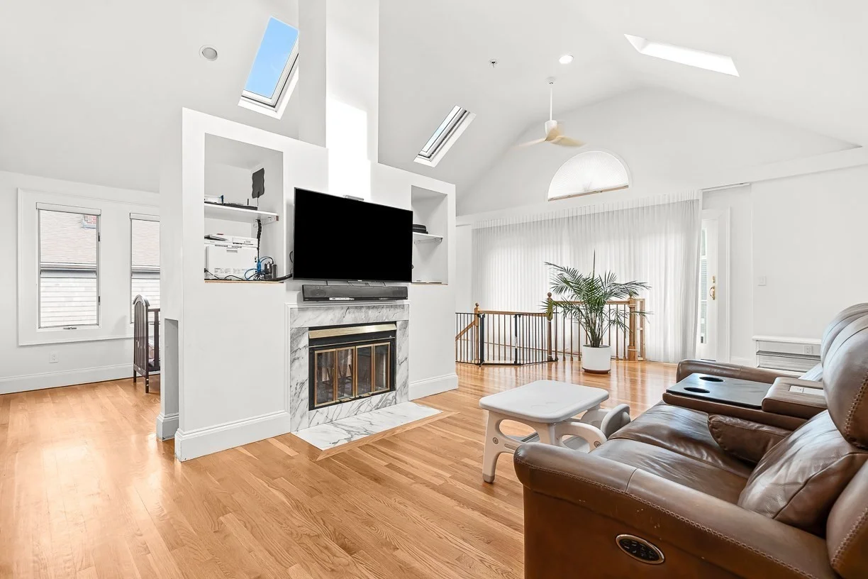 2 bed, 2 bath apartment for rent at 147 Cushing St Unit 5, Strawberry Hill — photo 2 of 27