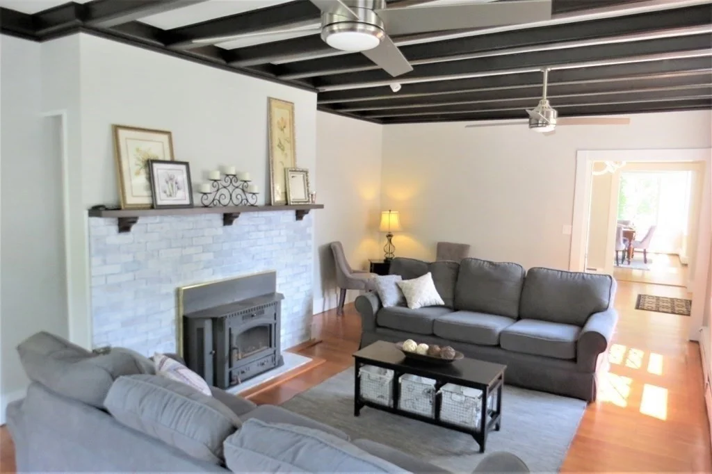 5 bed, 3 bath apartment for rent at 147 Ellison Park, Waltham — photo 3 of 8