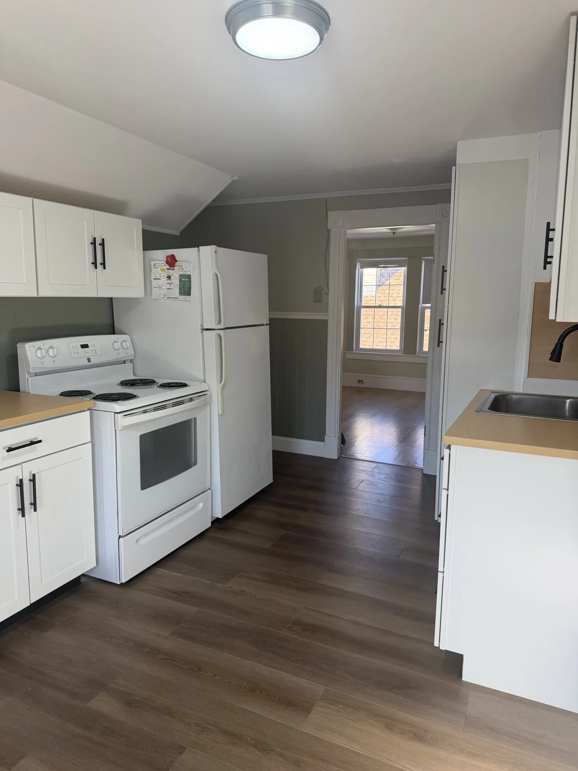 2 bed, 1 bath apartment for rent at 147 Gershom Ave Unit 2, Pawtucketville — photo 2 of 13