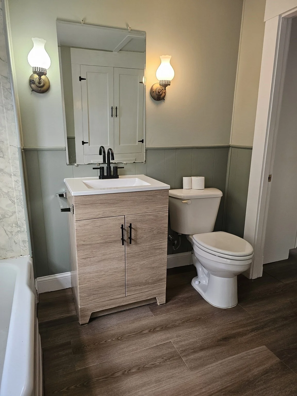 2 bed, 1 bath apartment for rent at 147 Gershom Ave Unit 2, Pawtucketville — photo 4 of 13