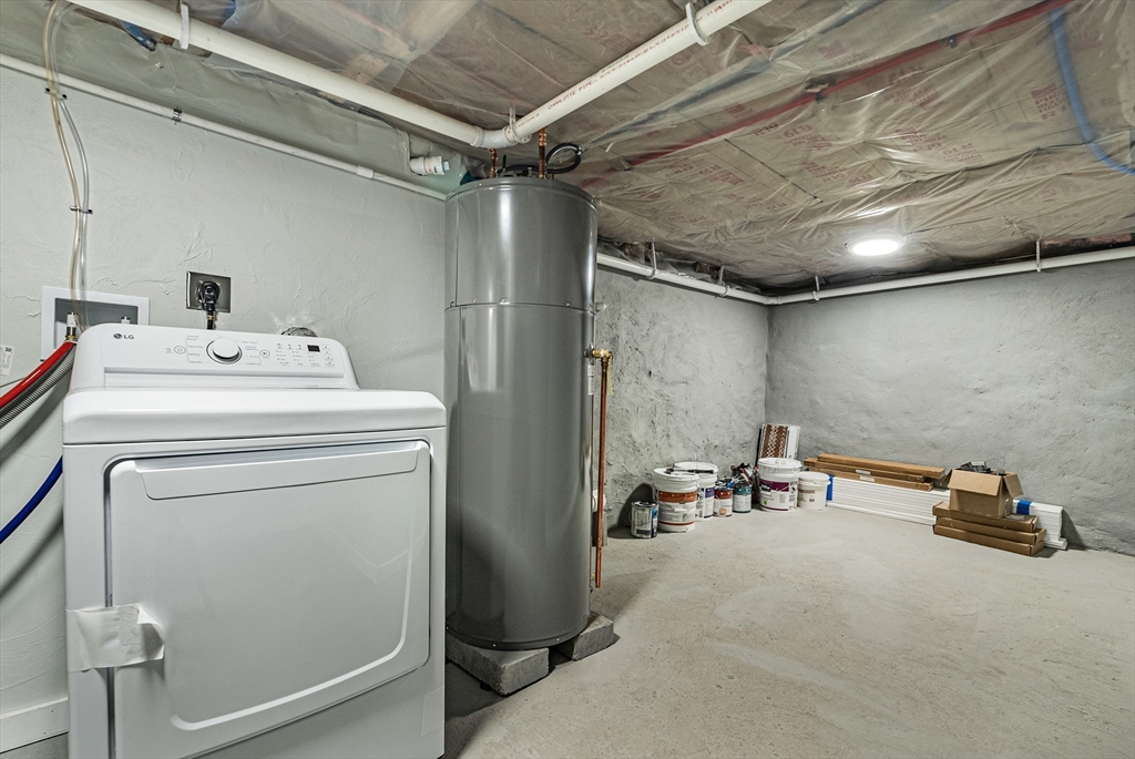 2 bed, 1 bath apartment for rent at 147 Jefferson Ave Unit 1, Everett — photo 14 of 19