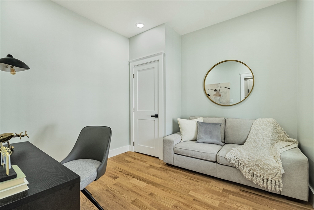 2 bed, 1 bath apartment for rent at 147 Jefferson Ave Unit 1, Everett — photo 9 of 19