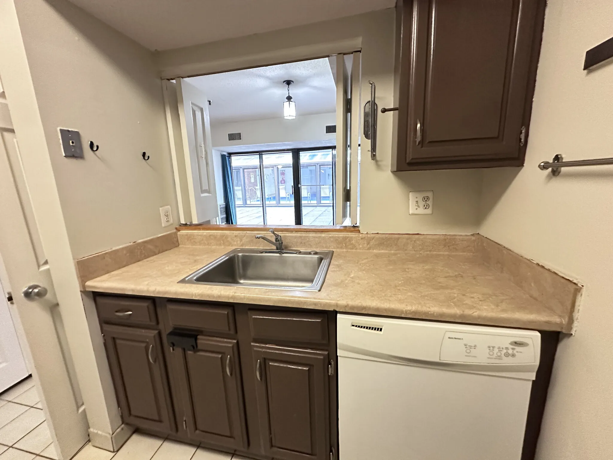 2 bed, 1 bath apartment for rent at 147 Kelton St Unit 311, Allston — photo 7 of 31