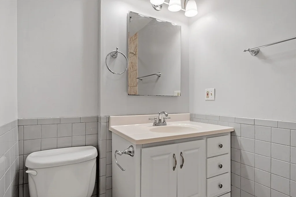 2 bed, 2 bath apartment for rent at 147 Kelton St Unit 717, Allston — photo 14 of 22