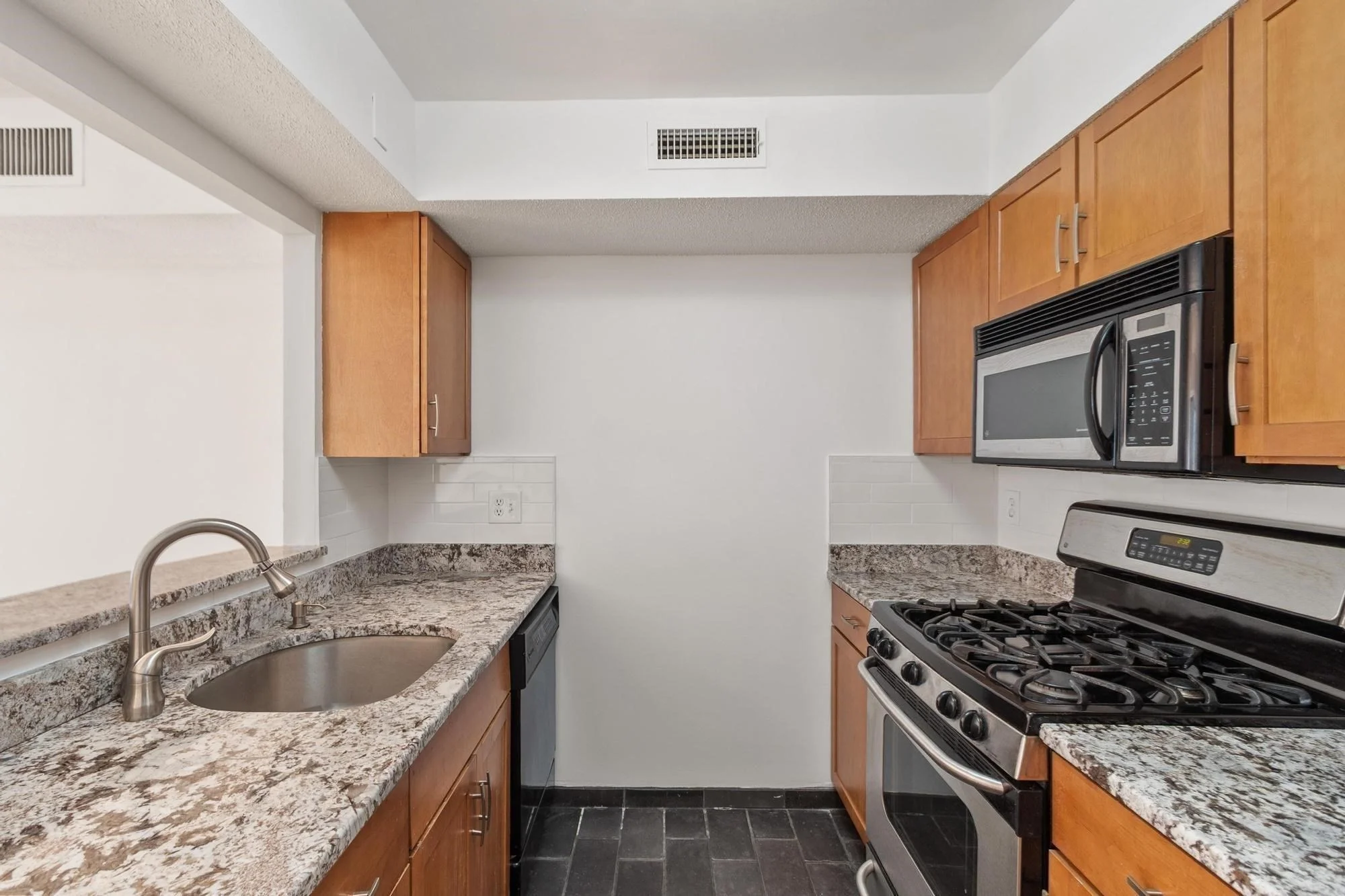 2 bed, 2 bath apartment for rent at 147 Kelton St Unit 717, Allston — photo 5 of 30