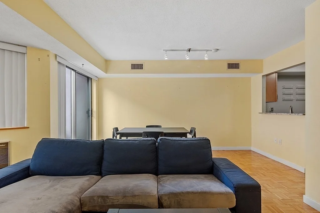 2 bed, 2 bath apartment for rent at 147 Kelton St Unit 717, Allston — photo 4 of 22