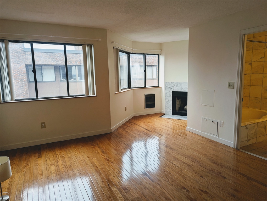 2 bed, 2 bath apartment for rent at 147 Kelton Unit 703, Allston — photo 7 of 10