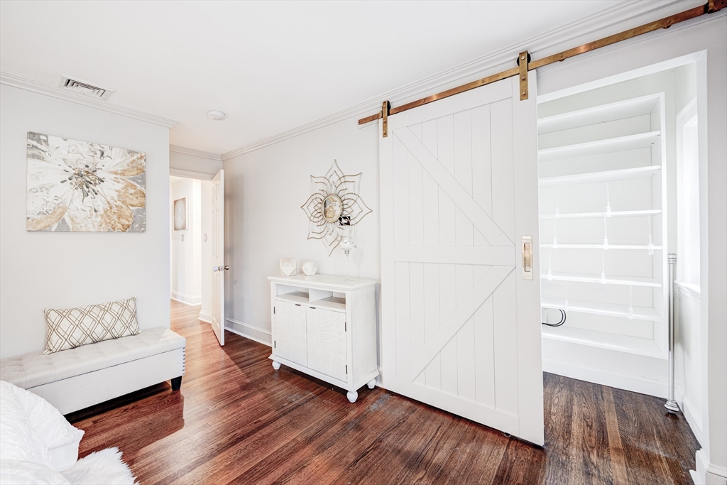 3 bed, 2 bath apartment for rent at 147 Lowell Unit 147, Newton — photo 15 of 24