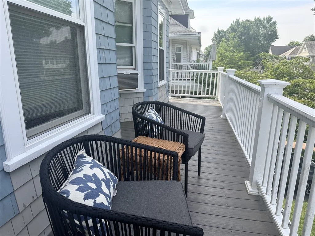 3 bed, 2 bath apartment for rent at 147 Manthorne Rd Unit 2, West Roxbury — photo 2 of 26