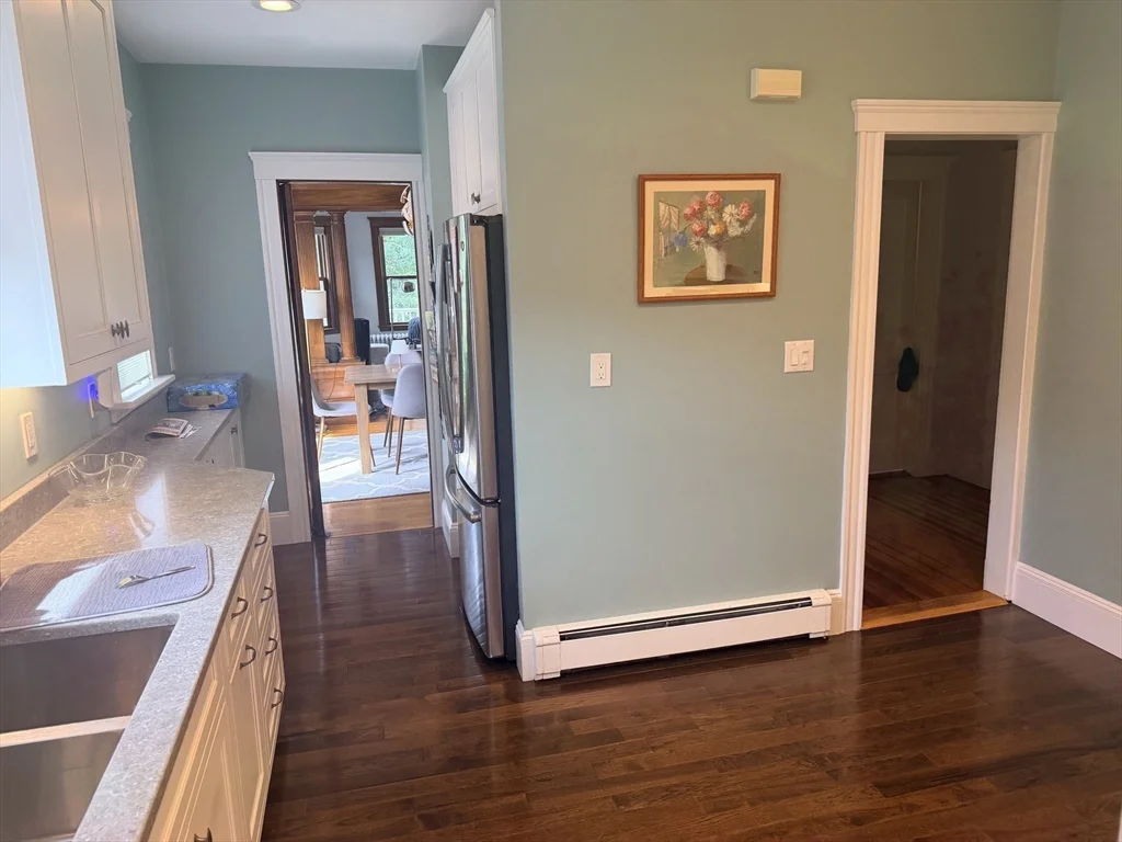 3 bed, 2 bath apartment for rent at 147 Manthorne Rd Unit 2, West Roxbury — photo 7 of 26