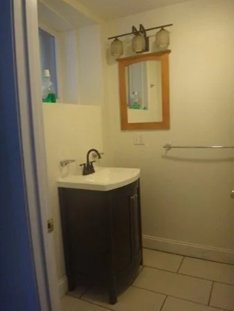 3 bed, 1 bath apartment for rent at 147 Marcella St Unit 3, Roxbury — photo 11 of 14