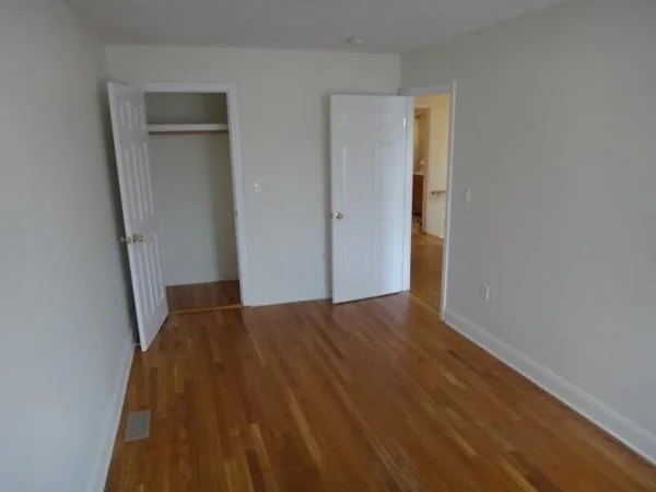 3 bed, 1 bath apartment for rent at 147 Marcella St Unit 3, Roxbury — photo 7 of 14