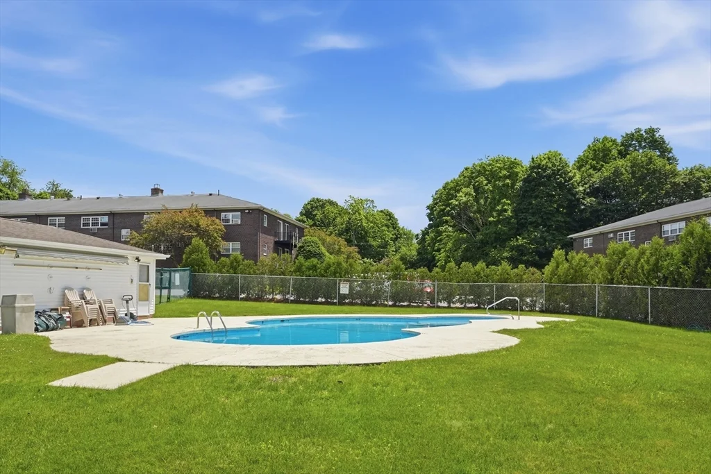 1 bed, 1 bath apartment for rent at 147 Milk St Unit 18, Westborough — photo 17 of 20