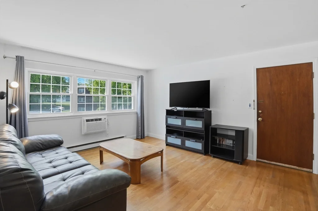 1 bed, 1 bath apartment for rent at 147 Milk St Unit 18, Westborough — photo 8 of 20